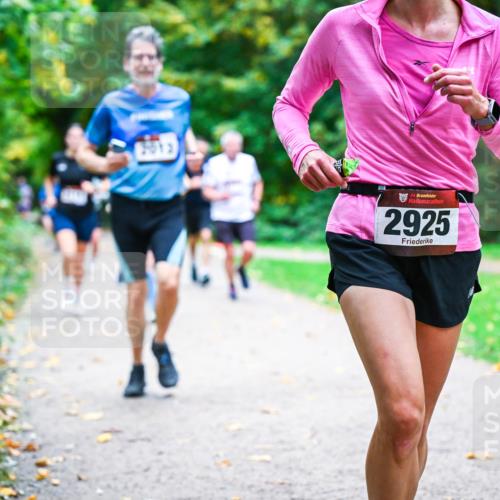 12.10.2025 - Bramfelder Halbmarathon 2025 Dr. Thomas Lammeyer http://msf.ph/oto/9353961 12.10.2025 10:48:45 Laufen 2012, 34, 2925 meine-sportfotos.de