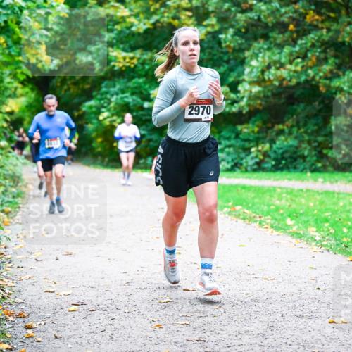 12.10.2025 - Bramfelder Halbmarathon 2025 Dr. Thomas Lammeyer http://msf.ph/oto/9353989 12.10.2025 10:48:50 Laufen 2970, 77 meine-sportfotos.de