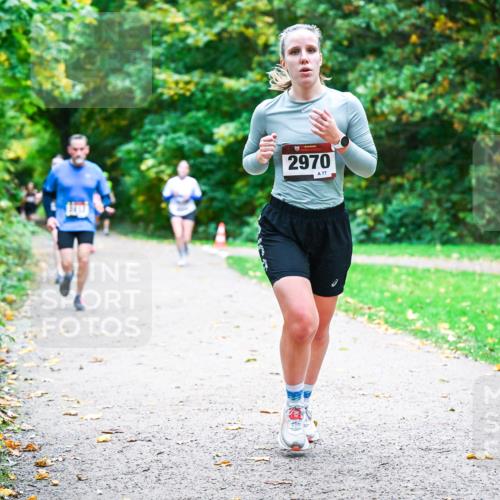 12.10.2025 - Bramfelder Halbmarathon 2025 Dr. Thomas Lammeyer http://msf.ph/oto/9353991 12.10.2025 10:48:50 Laufen 2970, 77 meine-sportfotos.de