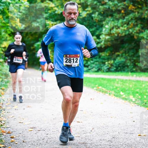 12.10.2025 - Bramfelder Halbmarathon 2025 Dr. Thomas Lammeyer http://msf.ph/oto/9354008 12.10.2025 10:48:54 Laufen 2484, 2812, 9 meine-sportfotos.de