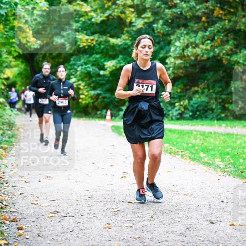 12.10.2025 - Bramfelder Halbmarathon 2025 Dr. Thomas Lammeyer http://msf.ph/oto/9354062 12.10.2025 10:49:04 Laufen 2963, 171 meine-sportfotos.de