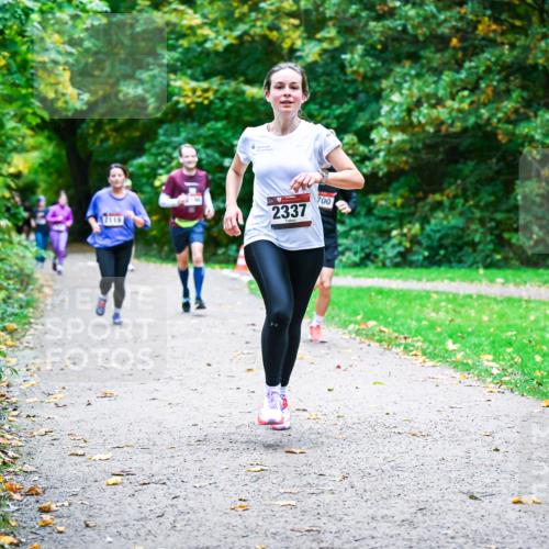 12.10.2025 - Bramfelder Halbmarathon 2025 Dr. Thomas Lammeyer http://msf.ph/oto/9354106 12.10.2025 10:49:12 Laufen 2337, 700 meine-sportfotos.de