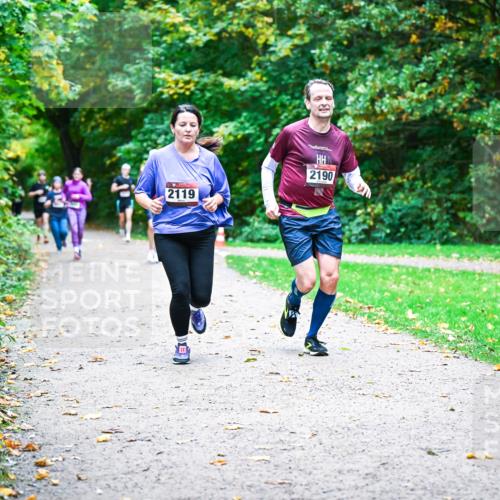 12.10.2025 - Bramfelder Halbmarathon 2025 Dr. Thomas Lammeyer http://msf.ph/oto/9354116 12.10.2025 10:49:14 Laufen 2119, 2190 meine-sportfotos.de