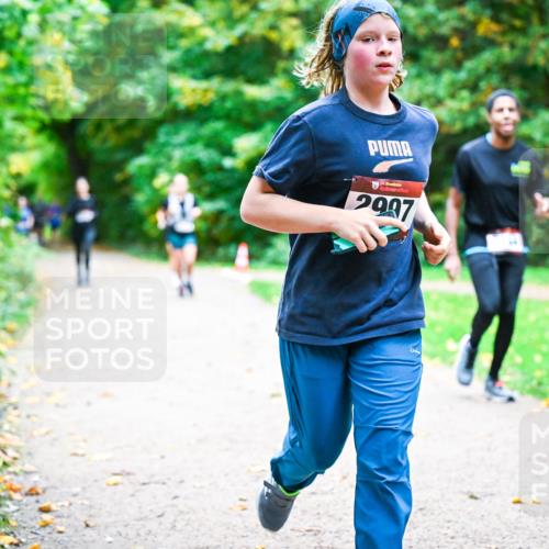 12.10.2025 - Bramfelder Halbmarathon 2025 Dr. Thomas Lammeyer http://msf.ph/oto/9354161 12.10.2025 10:49:24 Laufen 34, 2997 meine-sportfotos.de