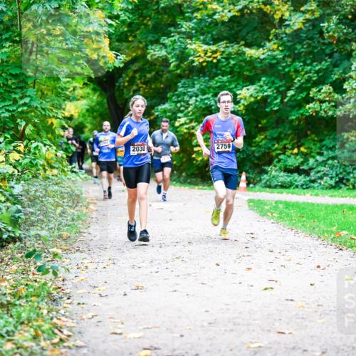12.10.2025 - Bramfelder Halbmarathon 2025 Dr. Thomas Lammeyer http://msf.ph/oto/9354207 12.10.2025 10:49:34 Laufen 2030, 2759 meine-sportfotos.de