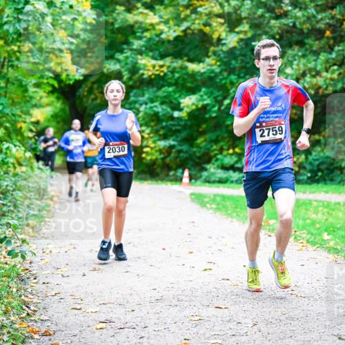 12.10.2025 - Bramfelder Halbmarathon 2025 Dr. Thomas Lammeyer http://msf.ph/oto/9354219 12.10.2025 10:49:36 Laufen 2030, 2759 meine-sportfotos.de
