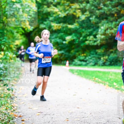 12.10.2025 - Bramfelder Halbmarathon 2025 Dr. Thomas Lammeyer http://msf.ph/oto/9354223 12.10.2025 10:49:37 Laufen 2030, 2759 meine-sportfotos.de