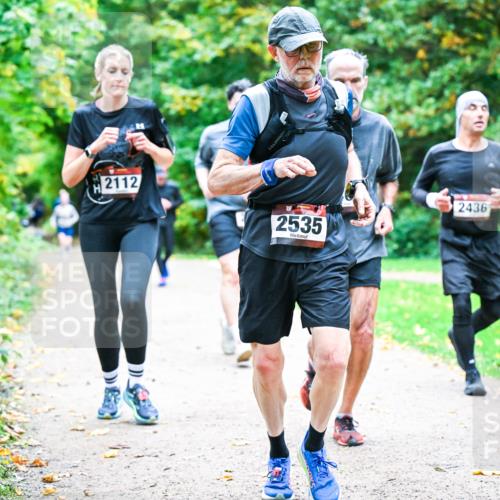 12.10.2025 - Bramfelder Halbmarathon 2025 Dr. Thomas Lammeyer http://msf.ph/oto/9354283 12.10.2025 10:49:47 Laufen 2112, 2535, 2436 meine-sportfotos.de