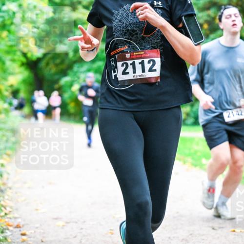 12.10.2025 - Bramfelder Halbmarathon 2025 Dr. Thomas Lammeyer http://msf.ph/oto/9354292 12.10.2025 10:49:48 Laufen 34, 2112, 2142 meine-sportfotos.de