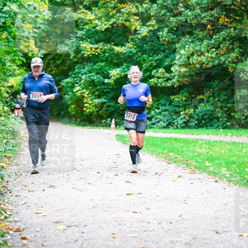 12.10.2025 - Bramfelder Halbmarathon 2025 Dr. Thomas Lammeyer http://msf.ph/oto/9354391 12.10.2025 10:50:06 Laufen 2012, 2472 meine-sportfotos.de