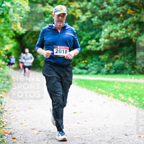 12.10.2025 - Bramfelder Halbmarathon 2025 Dr. Thomas Lammeyer http://msf.ph/oto/9354405 12.10.2025 10:50:08 Laufen 2018, 2 meine-sportfotos.de