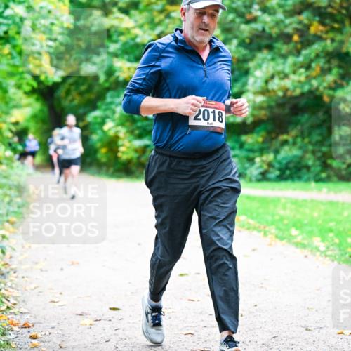12.10.2025 - Bramfelder Halbmarathon 2025 Dr. Thomas Lammeyer http://msf.ph/oto/9354407 12.10.2025 10:50:09 Laufen 2018 meine-sportfotos.de