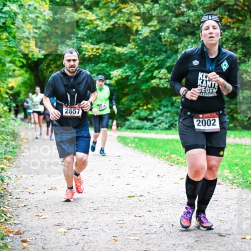 12.10.2025 - Bramfelder Halbmarathon 2025 Dr. Thomas Lammeyer http://msf.ph/oto/9354495 12.10.2025 10:50:25 Laufen 2657, 2518, 2002 meine-sportfotos.de