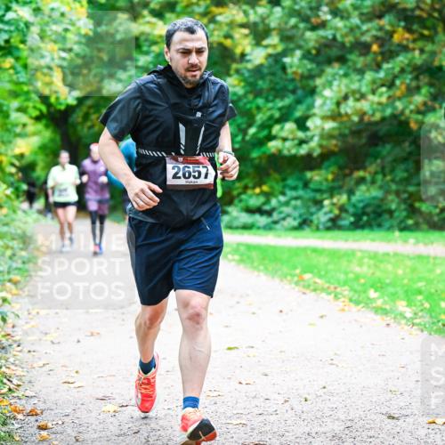 12.10.2025 - Bramfelder Halbmarathon 2025 Dr. Thomas Lammeyer http://msf.ph/oto/9354502 12.10.2025 10:50:26 Laufen 2657, 20 meine-sportfotos.de