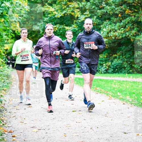 12.10.2025 - Bramfelder Halbmarathon 2025 Dr. Thomas Lammeyer http://msf.ph/oto/9354526 12.10.2025 10:50:31 Laufen 2576, 2938, 284 meine-sportfotos.de