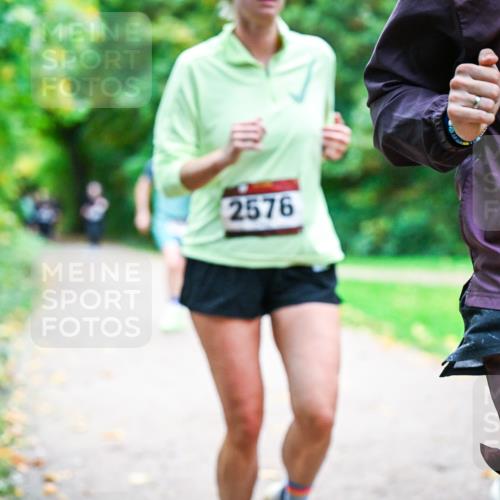 12.10.2025 - Bramfelder Halbmarathon 2025 Dr. Thomas Lammeyer http://msf.ph/oto/9354538 12.10.2025 10:50:33 Laufen 2576 meine-sportfotos.de