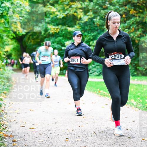 12.10.2025 - Bramfelder Halbmarathon 2025 Dr. Thomas Lammeyer http://msf.ph/oto/9354591 12.10.2025 10:50:46 Laufen 2058, 2801 meine-sportfotos.de