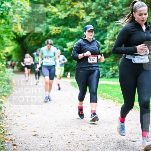 12.10.2025 - Bramfelder Halbmarathon 2025 Dr. Thomas Lammeyer http://msf.ph/oto/9354593 12.10.2025 10:50:46 Laufen 2801 meine-sportfotos.de