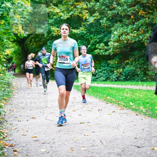 12.10.2025 - Bramfelder Halbmarathon 2025 Dr. Thomas Lammeyer http://msf.ph/oto/9354602 12.10.2025 10:50:48 Laufen 2014, 2883, 2055, 163, 2964, 28 meine-sportfotos.de