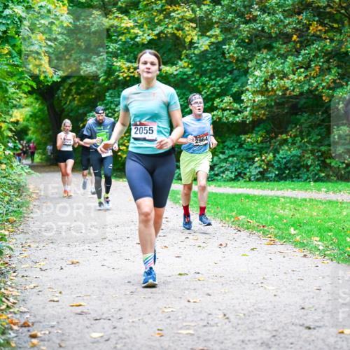 12.10.2025 - Bramfelder Halbmarathon 2025 Dr. Thomas Lammeyer http://msf.ph/oto/9354603 12.10.2025 10:50:48 Laufen 2055, 2964, 28 meine-sportfotos.de