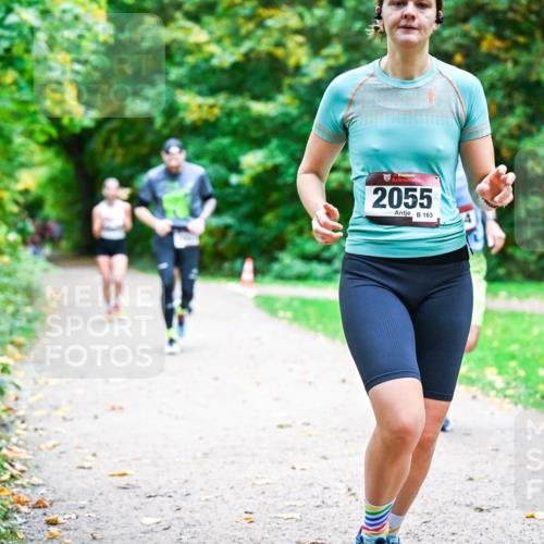 12.10.2025 - Bramfelder Halbmarathon 2025 Dr. Thomas Lammeyer http://msf.ph/oto/9354610 12.10.2025 10:50:50 Laufen 2055, 163 meine-sportfotos.de
