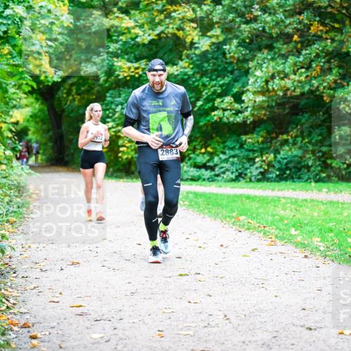 12.10.2025 - Bramfelder Halbmarathon 2025 Dr. Thomas Lammeyer http://msf.ph/oto/9354618 12.10.2025 10:50:51 Laufen 2025, 2883 meine-sportfotos.de