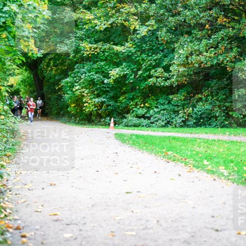 12.10.2025 - Bramfelder Halbmarathon 2025 Dr. Thomas Lammeyer http://msf.ph/oto/9354641 12.10.2025 10:50:56 Laufen  meine-sportfotos.de