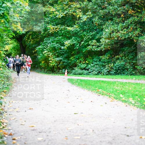 12.10.2025 - Bramfelder Halbmarathon 2025 Dr. Thomas Lammeyer http://msf.ph/oto/9354660 12.10.2025 10:51:00 Laufen  meine-sportfotos.de