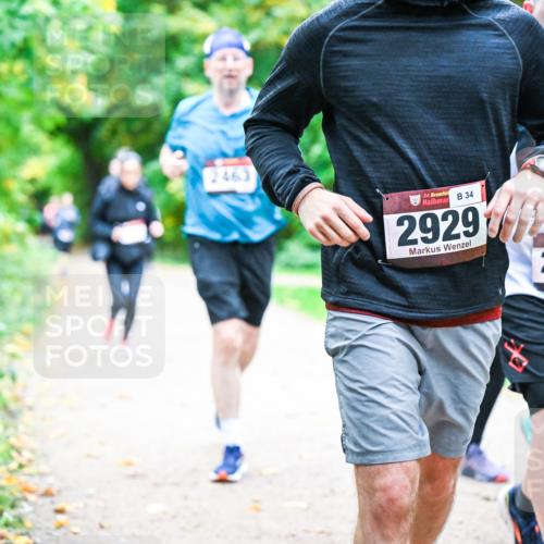 12.10.2025 - Bramfelder Halbmarathon 2025 Dr. Thomas Lammeyer http://msf.ph/oto/9354745 12.10.2025 10:51:17 Laufen 34, 34, 29299, 2540 meine-sportfotos.de