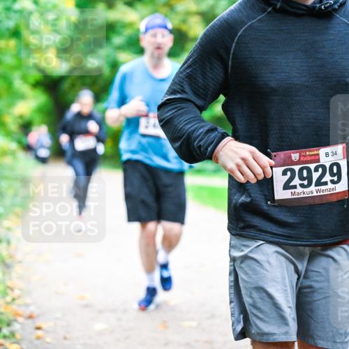12.10.2025 - Bramfelder Halbmarathon 2025 Dr. Thomas Lammeyer http://msf.ph/oto/9354746 12.10.2025 10:51:18 Laufen 34, 34, 2929, 540 meine-sportfotos.de