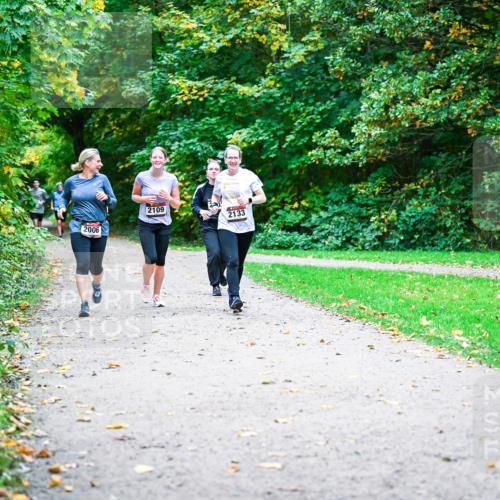 12.10.2025 - Bramfelder Halbmarathon 2025 Dr. Thomas Lammeyer http://msf.ph/oto/9354788 12.10.2025 10:51:25 Laufen 2006, 2109, 2133 meine-sportfotos.de