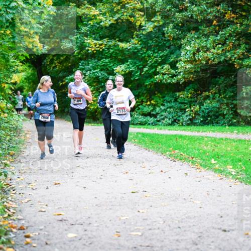 12.10.2025 - Bramfelder Halbmarathon 2025 Dr. Thomas Lammeyer http://msf.ph/oto/9354789 12.10.2025 10:51:25 Laufen 2006, 2109, 2133 meine-sportfotos.de