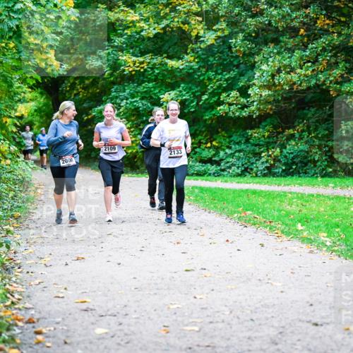 12.10.2025 - Bramfelder Halbmarathon 2025 Dr. Thomas Lammeyer http://msf.ph/oto/9354790 12.10.2025 10:51:25 Laufen 2006, 2109, 2133 meine-sportfotos.de