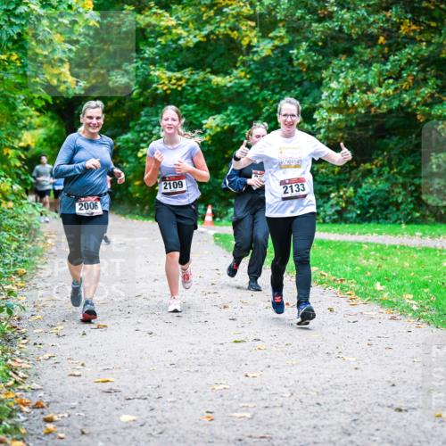12.10.2025 - Bramfelder Halbmarathon 2025 Dr. Thomas Lammeyer http://msf.ph/oto/9354800 12.10.2025 10:51:27 Laufen 2006, 2109, 2133 meine-sportfotos.de