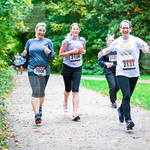 12.10.2025 - Bramfelder Halbmarathon 2025 Dr. Thomas Lammeyer http://msf.ph/oto/9354808 12.10.2025 10:51:28 Laufen 2006, 2109, 2103, 2133 meine-sportfotos.de