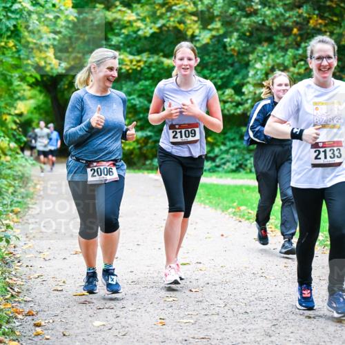 12.10.2025 - Bramfelder Halbmarathon 2025 Dr. Thomas Lammeyer http://msf.ph/oto/9354809 12.10.2025 10:51:28 Laufen 2006, 2109, 2133 meine-sportfotos.de