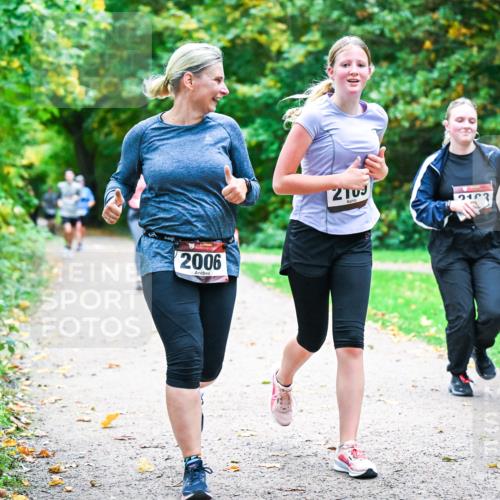 12.10.2025 - Bramfelder Halbmarathon 2025 Dr. Thomas Lammeyer http://msf.ph/oto/9354813 12.10.2025 10:51:29 Laufen 2006, 2103, 2163, 213 meine-sportfotos.de