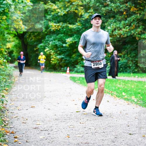 12.10.2025 - Bramfelder Halbmarathon 2025 Dr. Thomas Lammeyer http://msf.ph/oto/9354891 12.10.2025 10:51:45 Laufen 2950 meine-sportfotos.de