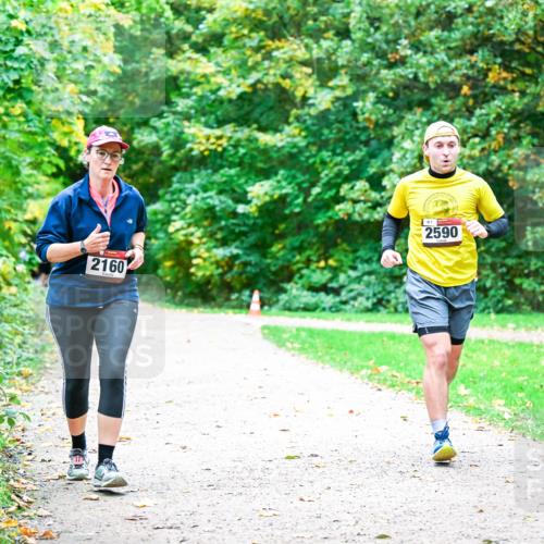 12.10.2025 - Bramfelder Halbmarathon 2025 Dr. Thomas Lammeyer http://msf.ph/oto/9354912 12.10.2025 10:51:54 Laufen 2160, 2590 meine-sportfotos.de