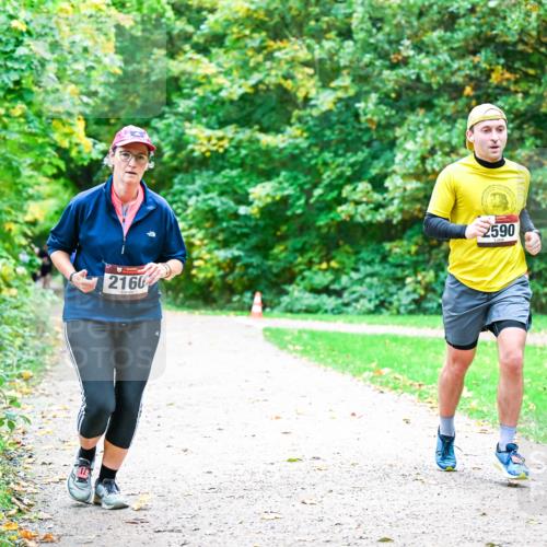 12.10.2025 - Bramfelder Halbmarathon 2025 Dr. Thomas Lammeyer http://msf.ph/oto/9354914 12.10.2025 10:51:55 Laufen 2160, 2590 meine-sportfotos.de