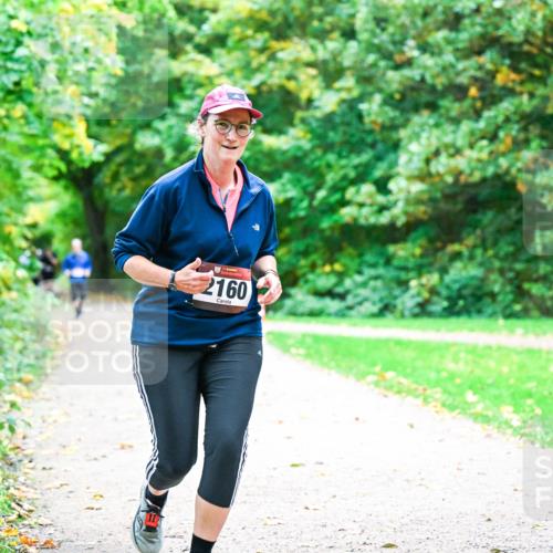 12.10.2025 - Bramfelder Halbmarathon 2025 Dr. Thomas Lammeyer http://msf.ph/oto/9354917 12.10.2025 10:51:55 Laufen 2160, 87, 590 meine-sportfotos.de