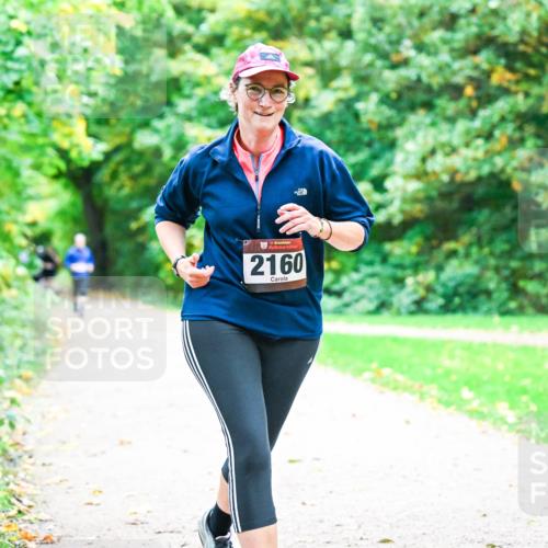 12.10.2025 - Bramfelder Halbmarathon 2025 Dr. Thomas Lammeyer http://msf.ph/oto/9354919 12.10.2025 10:51:56 Laufen 2160 meine-sportfotos.de