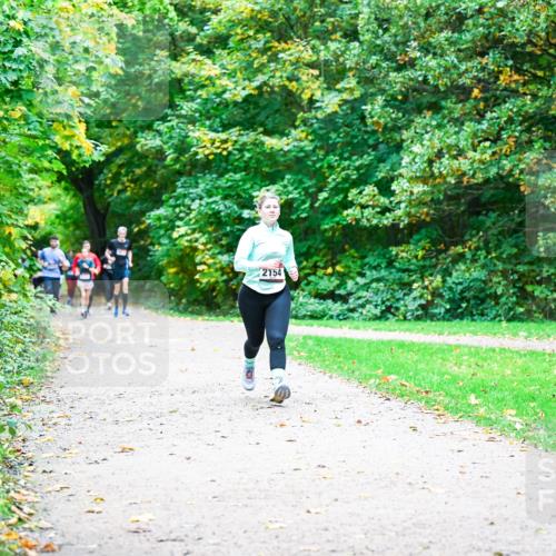 12.10.2025 - Bramfelder Halbmarathon 2025 Dr. Thomas Lammeyer http://msf.ph/oto/9354975 12.10.2025 10:52:13 Laufen 2154 meine-sportfotos.de