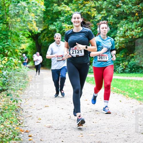 12.10.2025 - Bramfelder Halbmarathon 2025 Dr. Thomas Lammeyer http://msf.ph/oto/9355034 12.10.2025 10:52:28 Laufen 2075, 2121, 150, 2611 meine-sportfotos.de