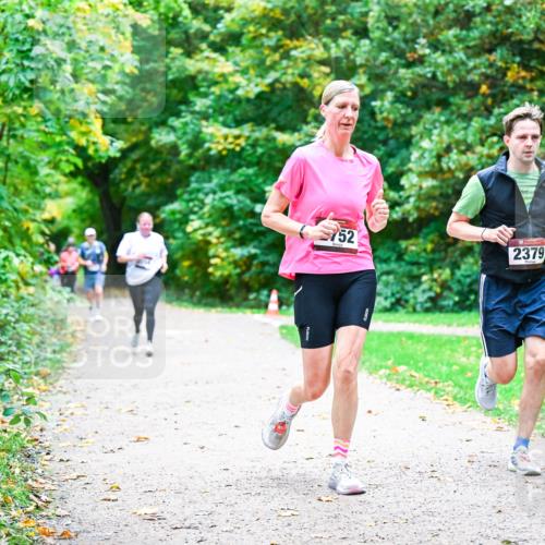 12.10.2025 - Bramfelder Halbmarathon 2025 Dr. Thomas Lammeyer http://msf.ph/oto/9355052 12.10.2025 10:52:32 Laufen 752, 2379 meine-sportfotos.de