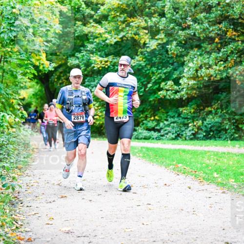 12.10.2025 - Bramfelder Halbmarathon 2025 Dr. Thomas Lammeyer http://msf.ph/oto/9355091 12.10.2025 10:52:39 Laufen 2879, 2415 meine-sportfotos.de