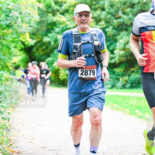 12.10.2025 - Bramfelder Halbmarathon 2025 Dr. Thomas Lammeyer http://msf.ph/oto/9355104 12.10.2025 10:52:41 Laufen 34, 2879, 0, 2473 meine-sportfotos.de