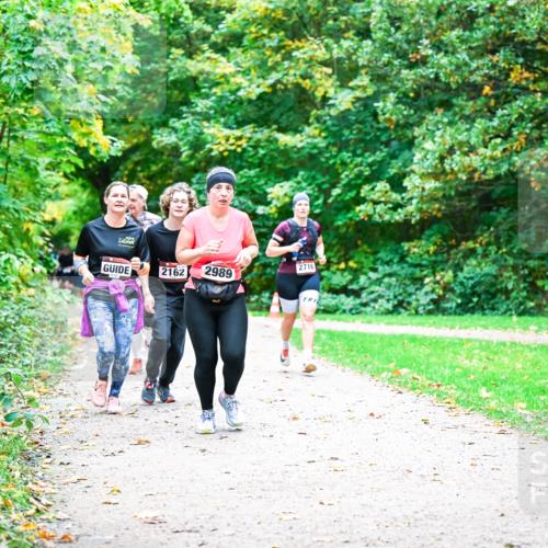 12.10.2025 - Bramfelder Halbmarathon 2025 Dr. Thomas Lammeyer http://msf.ph/oto/9355129 12.10.2025 10:52:46 Laufen 2716, 2162, 2989 meine-sportfotos.de