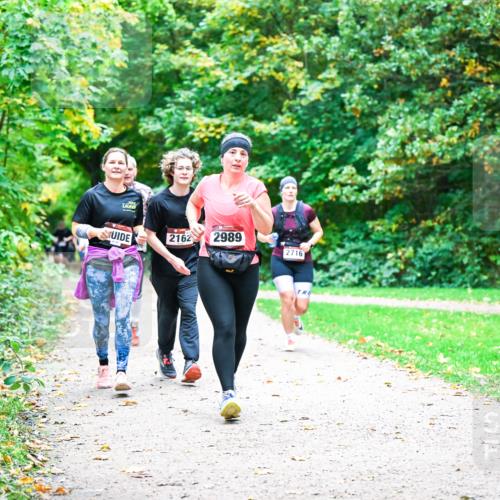 12.10.2025 - Bramfelder Halbmarathon 2025 Dr. Thomas Lammeyer http://msf.ph/oto/9355131 12.10.2025 10:52:46 Laufen 2162, 2989, 2716 meine-sportfotos.de