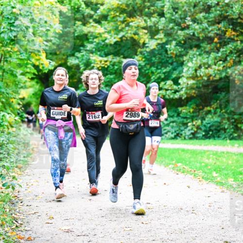 12.10.2025 - Bramfelder Halbmarathon 2025 Dr. Thomas Lammeyer http://msf.ph/oto/9355134 12.10.2025 10:52:47 Laufen 2162, 2989, 2716 meine-sportfotos.de